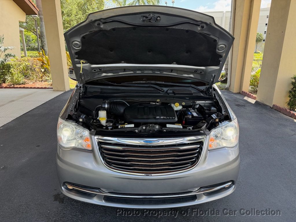 2013 Chrysler Town & Country Limited Wagon Mini Van - 23020425 - 76