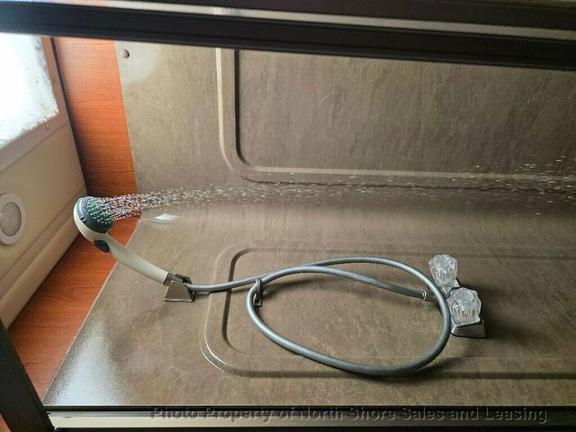 2013 Coachmen CONCORD 31SS 4500 Van 159 - 22989353 - 47