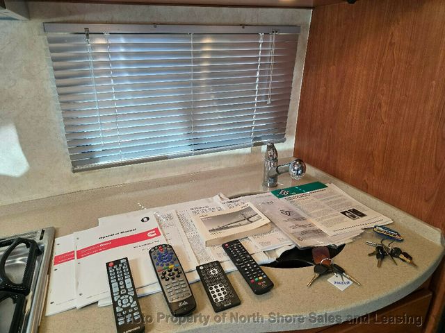 2013 Coachmen CONCORD 31SS 4500 Van 159 - 22989353 - 53