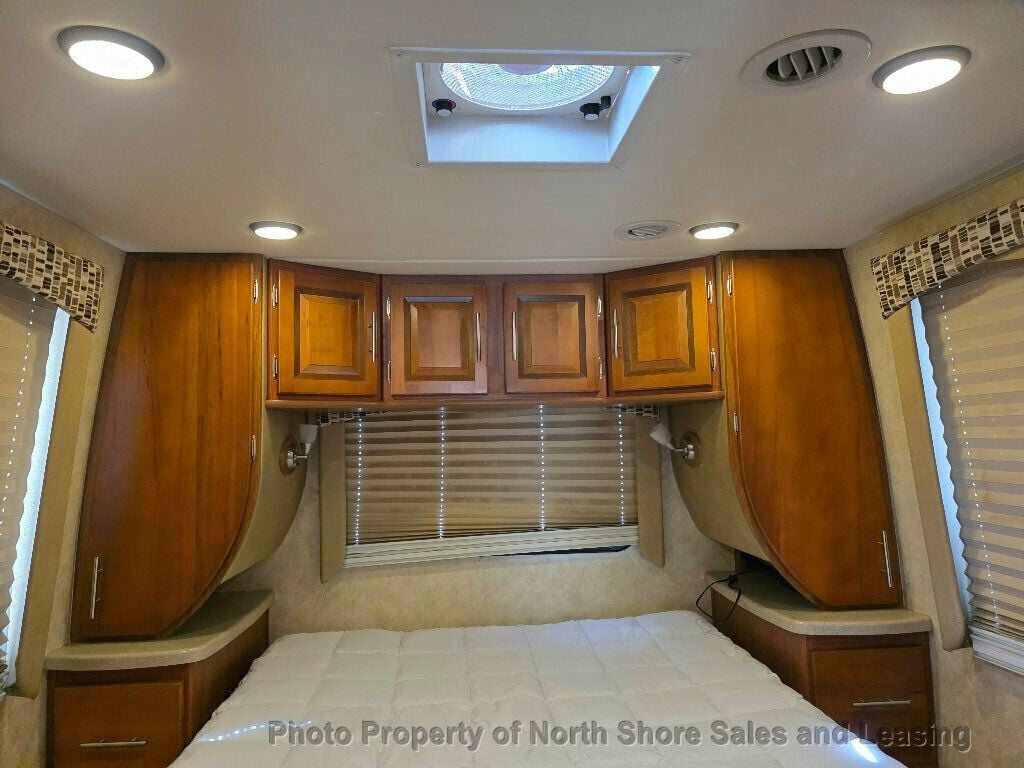 2013 Coachmen CONCORD 31SS 4500 Van 159 - 22989353 - 65