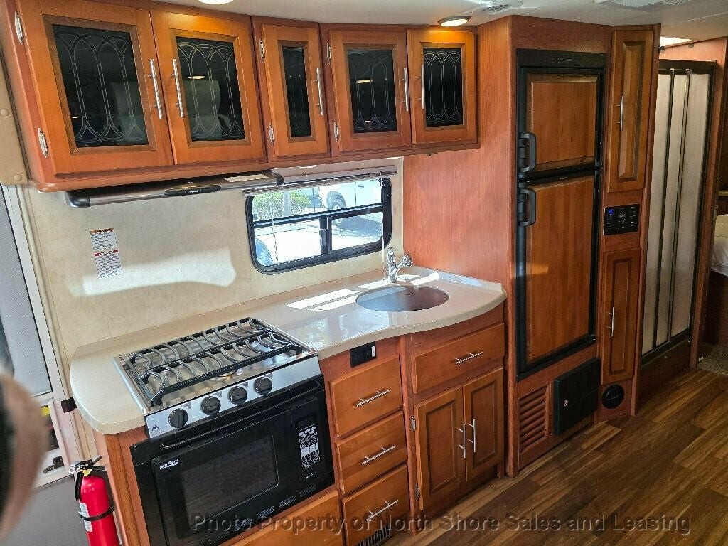 2013 Coachmen CONCORD 31SS 4500 Van 159 - 22989353 - 74
