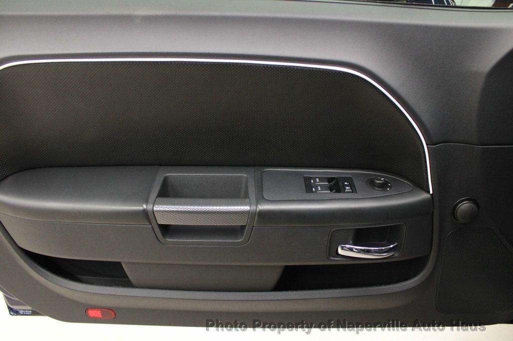 2013 Dodge Challenger R/T Classic photo 16