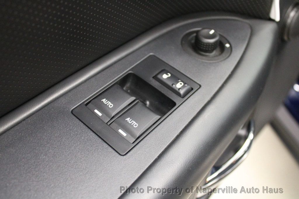 2013 Dodge Challenger R/T Classic photo 17