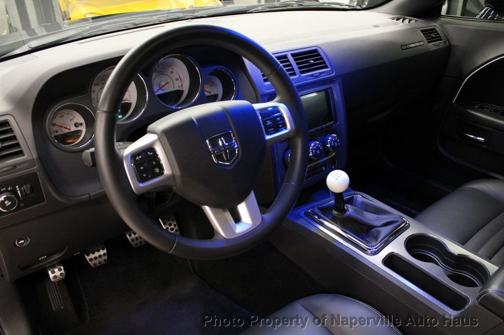2013 Dodge Challenger R/T Classic photo 19