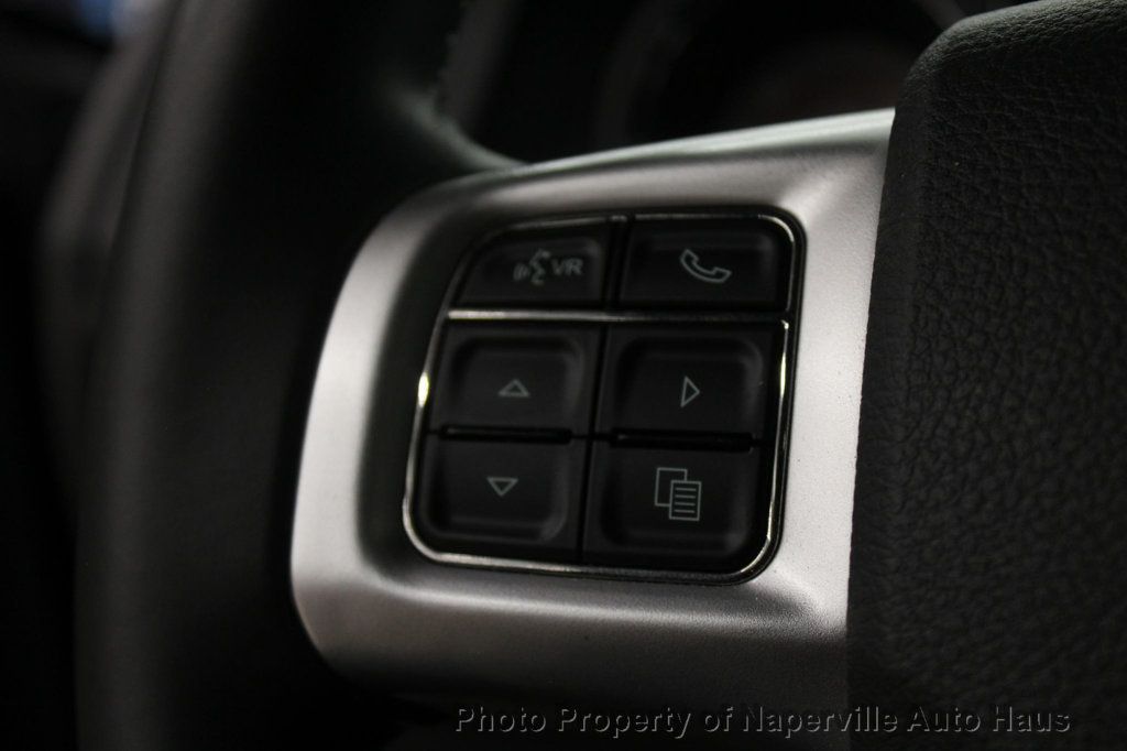 2013 Dodge Challenger R/T Classic photo 21