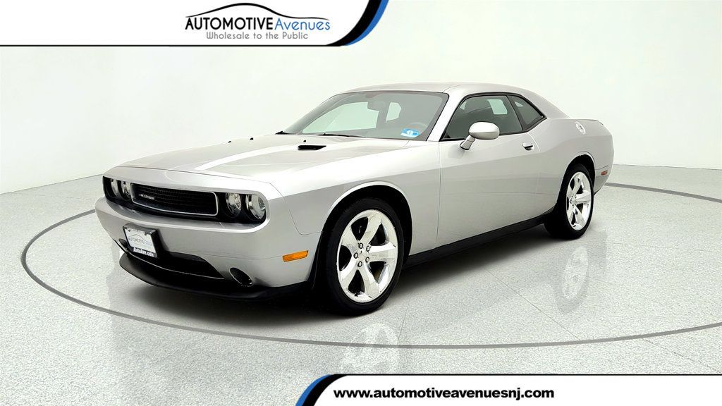 2013 Dodge Challenger 2dr Coupe SXT w/ Super Sport Group - 23067059 | Video 1