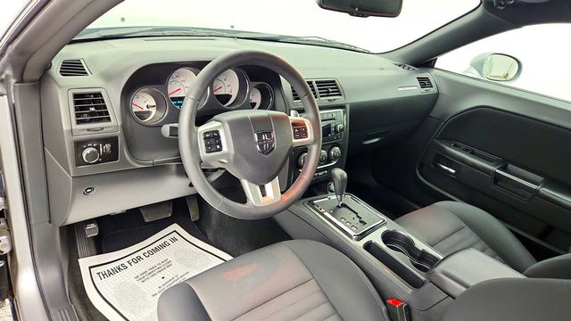 2013 Dodge Challenger 2dr Coupe SXT w/ Super Sport Group - 23067059 - 11