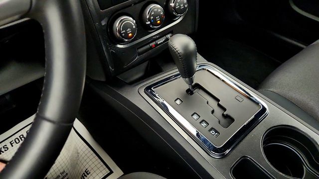 2013 Dodge Challenger 2dr Coupe SXT w/ Super Sport Group - 23067059 - 15