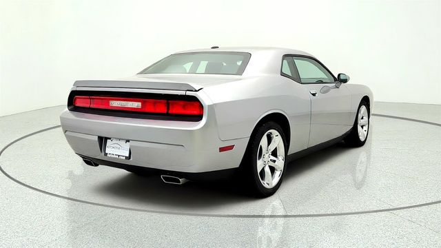 2013 Dodge Challenger 2dr Coupe SXT w/ Super Sport Group - 23067059 - 4