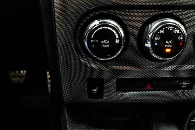 2013 Dodge Challenger R/T - 23021659 - 22