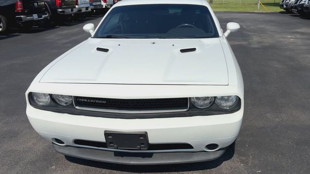 2013 Dodge Challenger SXT - 23082565 - 2