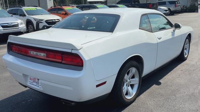 2013 Dodge Challenger SXT - 23082565 - 7
