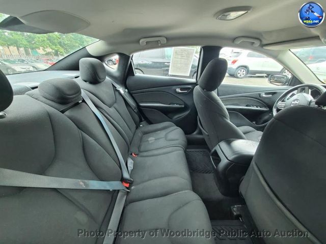 2013 Dodge Dart 4dr Sedan SXT - 23076052 - 9