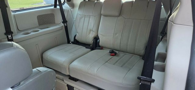 2013 Dodge Grand Caravan VERY LOW MILES Braun Mobility Conversion 615-300-6004 - 22943412 - 14