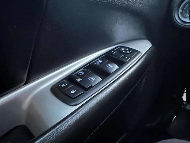 2013 Dodge Journey FWD 4dr SXT - 22945885 - 28