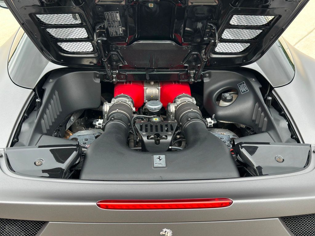 2013 Ferrari 458 Italia Spider photo 33