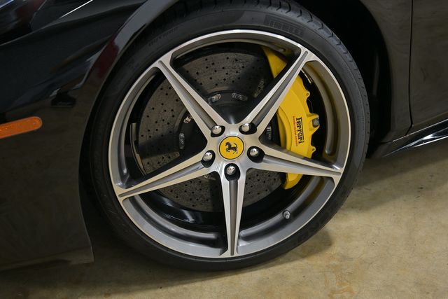 2013 Ferrari 458 Italia 2dr Convertible - 23087443 - 10