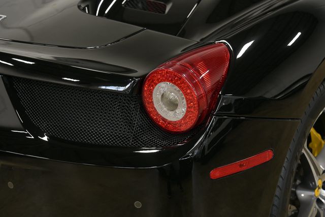 2013 Ferrari 458 Italia 2dr Convertible - 23087443 - 21