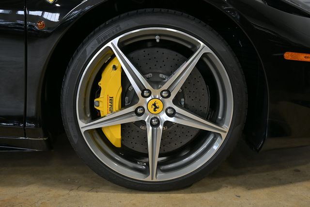 2013 Ferrari 458 Italia 2dr Convertible - 23087443 - 25