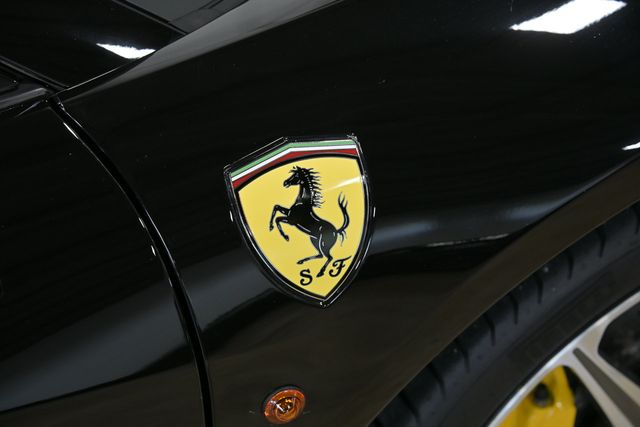 2013 Ferrari 458 Italia 2dr Convertible - 23087443 - 26