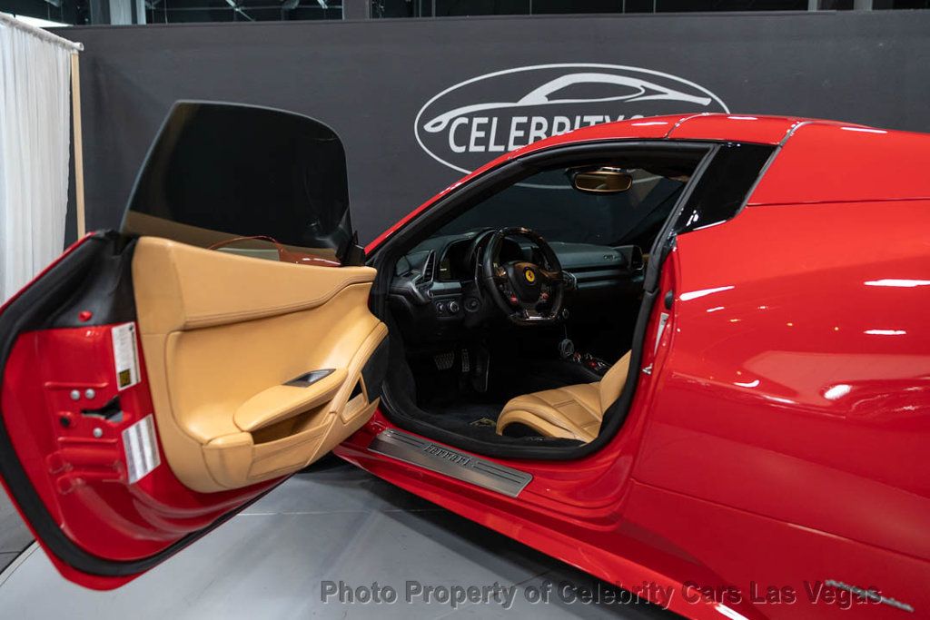 2013 Ferrari 458 Italia 2dr Convertible - 23037118 - 25