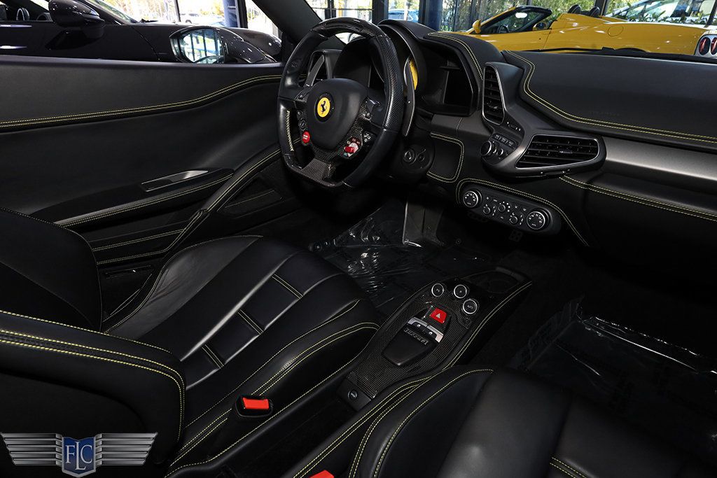 2013 Ferrari 458 Italia 2dr Coupe - 22989829 - 17