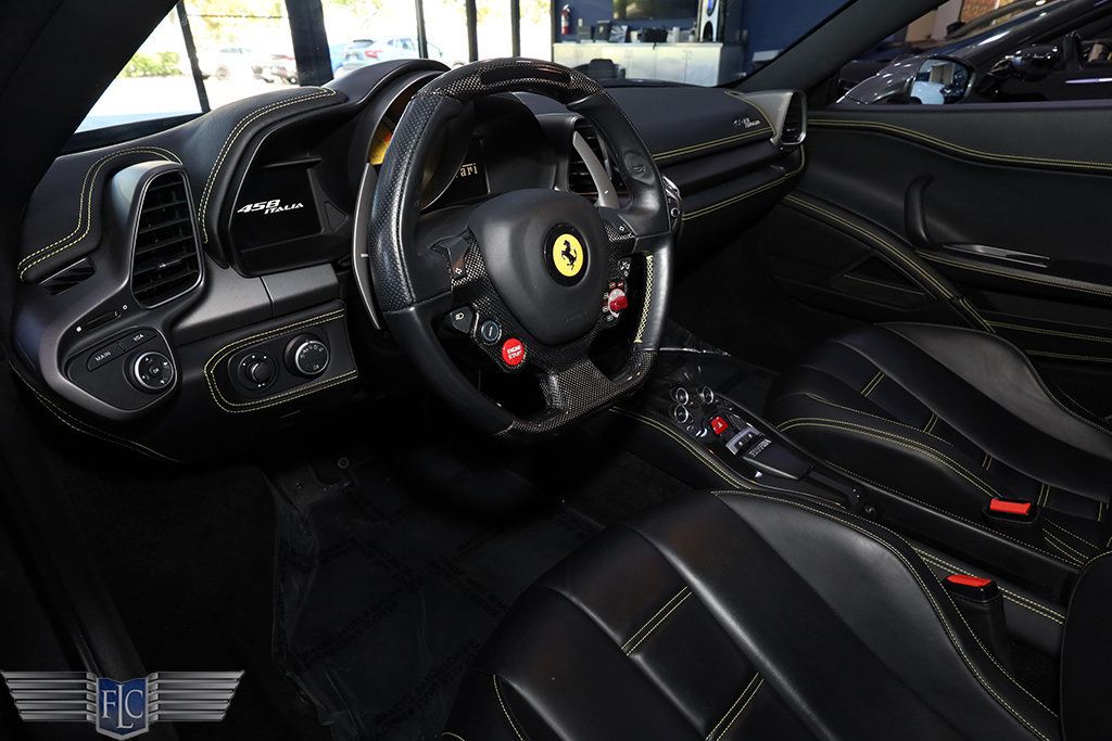 2013 Ferrari 458 Italia 2dr Coupe - 22989829 - 18