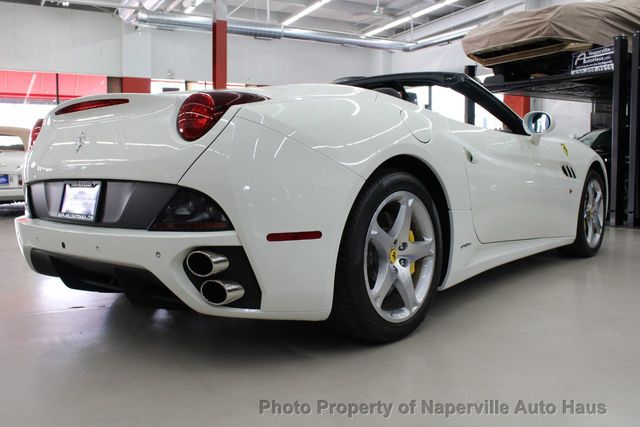 2013 Ferrari California 2dr Convertible - 22329967 - 10