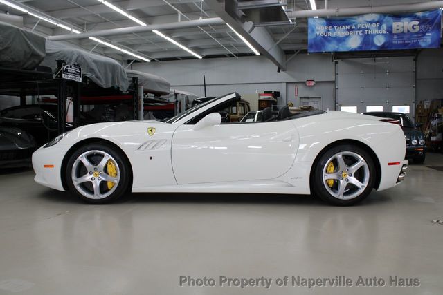 2013 Ferrari California 2dr Convertible - 22329967 - 4