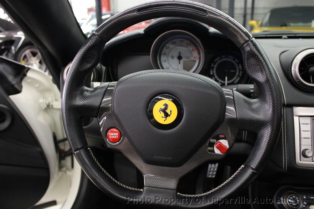2013 Ferrari California photo 17