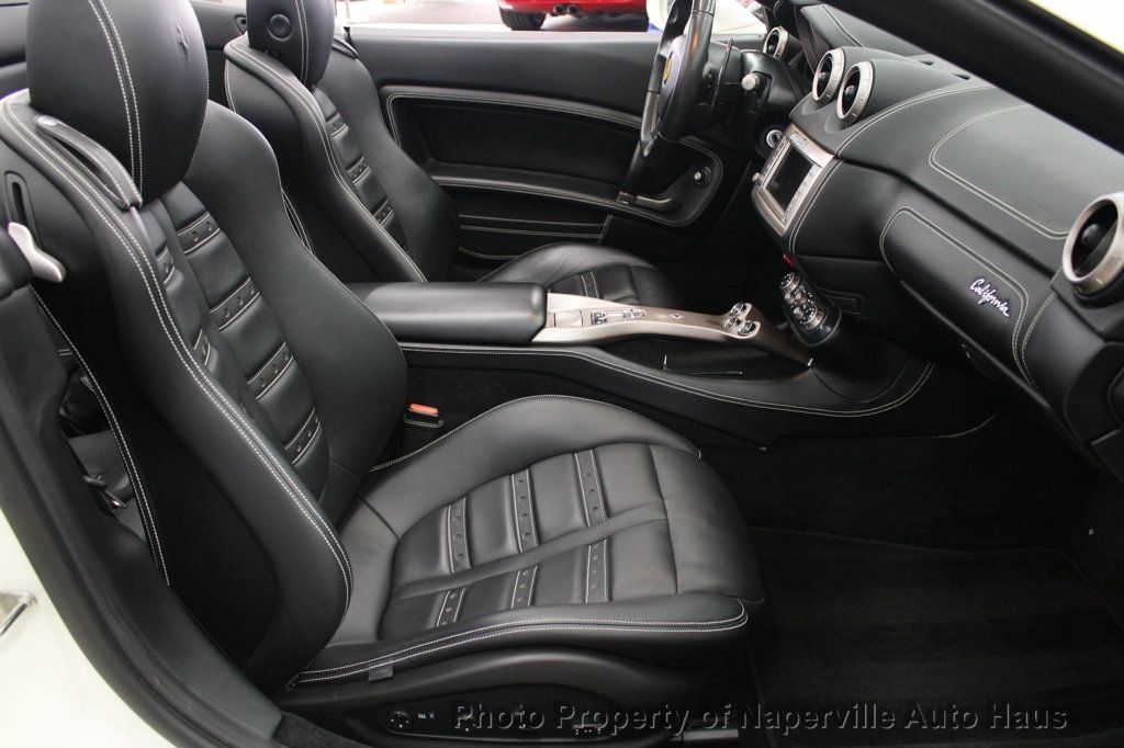 2013 Ferrari California photo 31