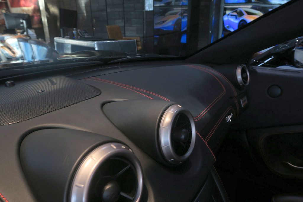 2013 Ferrari California 2dr Convertible - 22855768 - 21