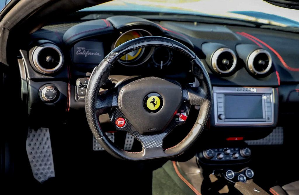 2013 Ferrari California 2dr Convertible - 22855768 - 2