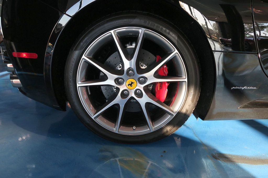 2013 Ferrari California 2dr Convertible - 22855768 - 32