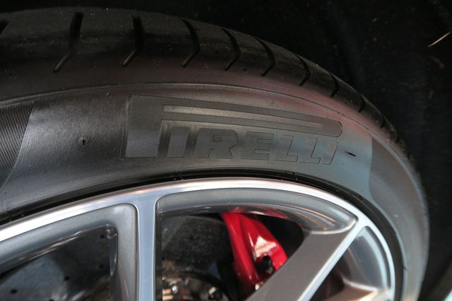 2013 Ferrari California 2dr Convertible - 22855768 - 33