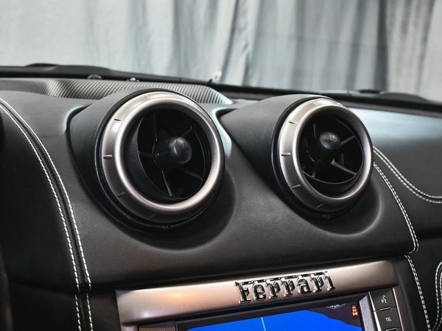 2013 Ferrari California Base - 22954886 - 42