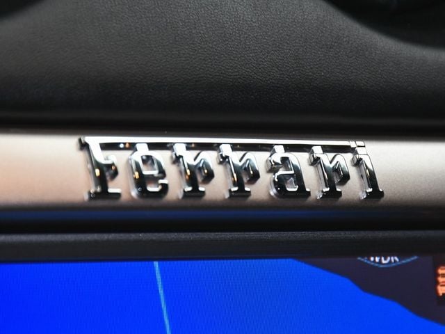 2013 Ferrari California Base - 22954886 - 43