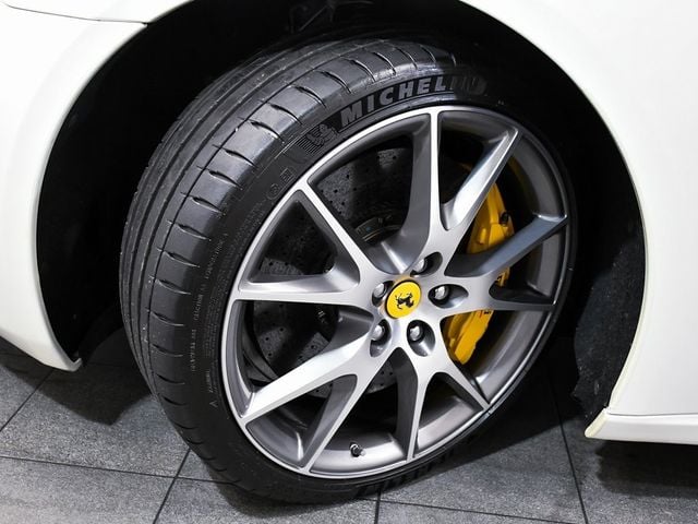 2013 Ferrari California Base - 22954886 - 8