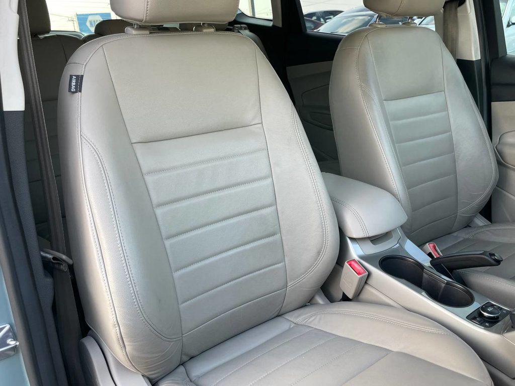 2013 Ford C-Max Hybrid SEL photo 10