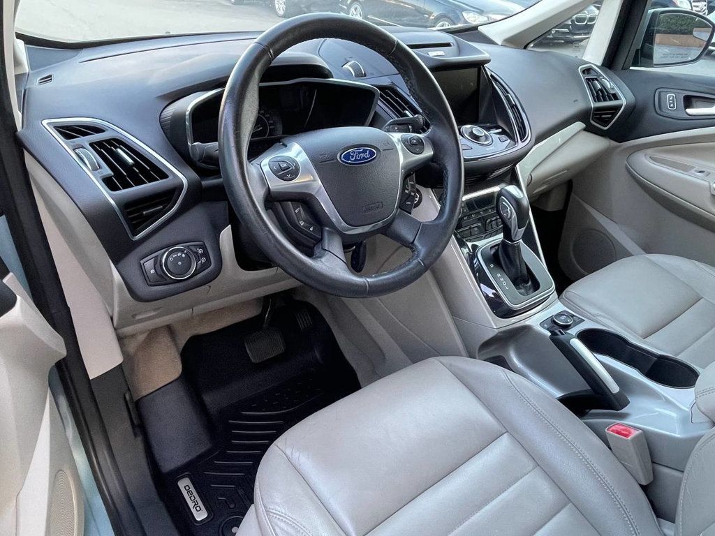 2013 Ford C-Max Hybrid SEL photo 15
