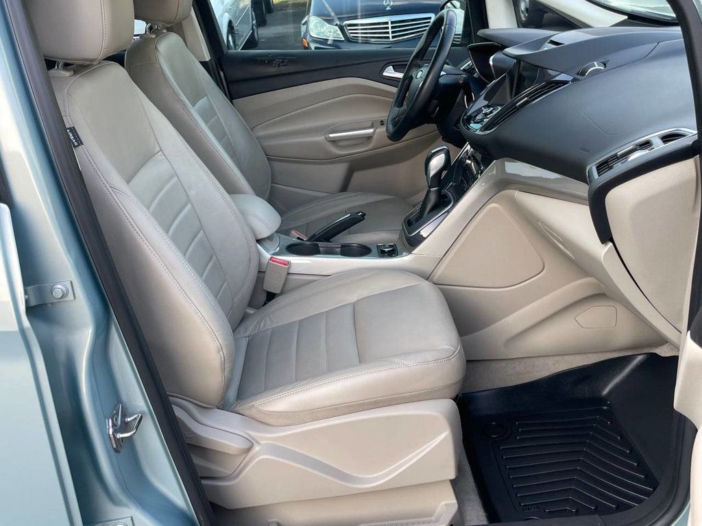 2013 Ford C-Max Hybrid SEL photo 8