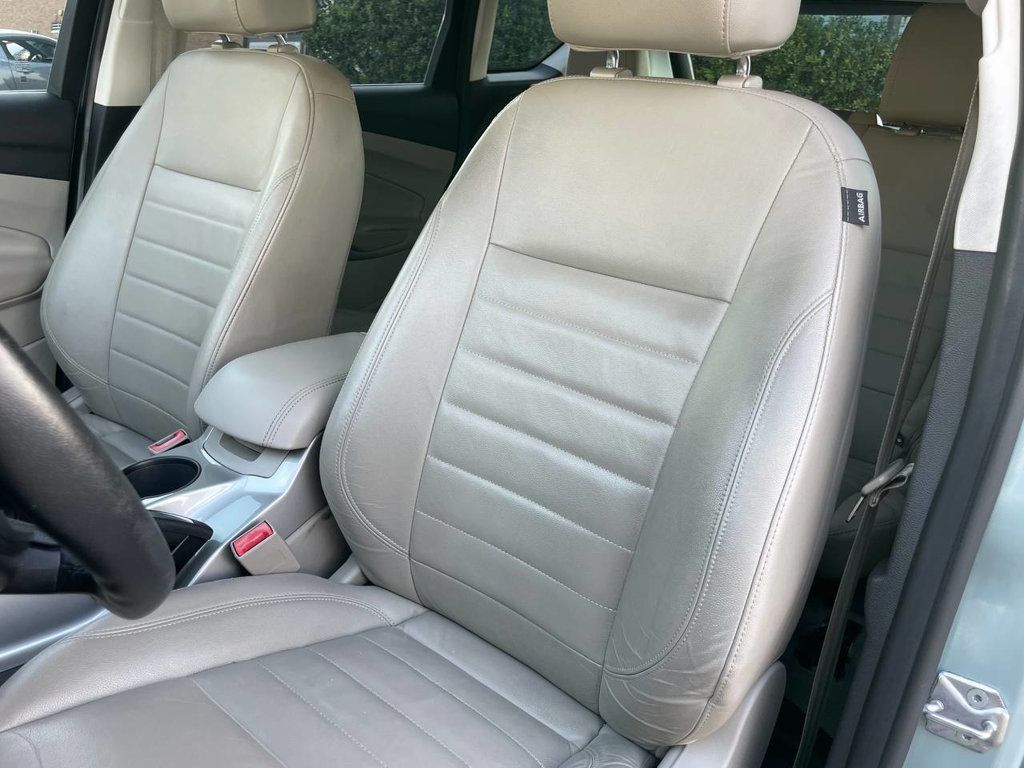 2013 Ford C-Max Hybrid SEL photo 9