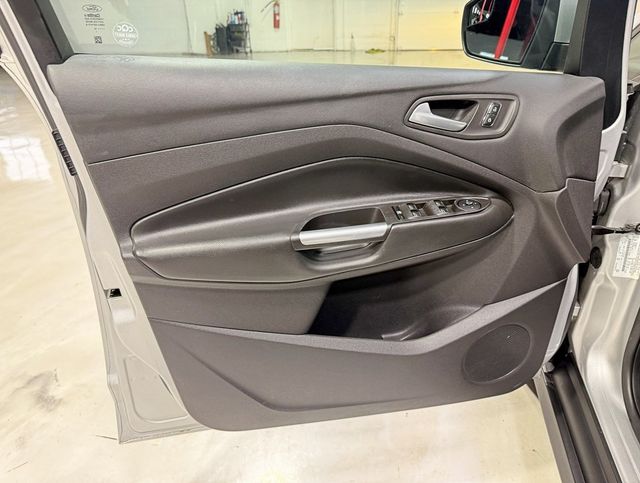 2013 Ford C-Max Hybrid 5dr Hatchback SE - 22939140 - 22