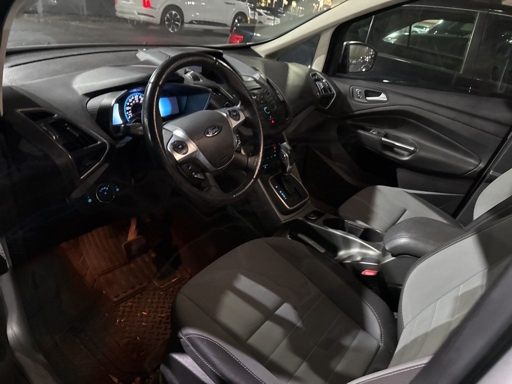 2013 Ford C-Max Hybrid 5dr Hatchback SE - 22939140 - 2