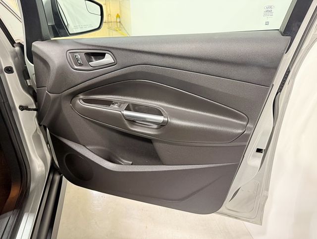 2013 Ford C-Max Hybrid 5dr Hatchback SE - 22939140 - 32