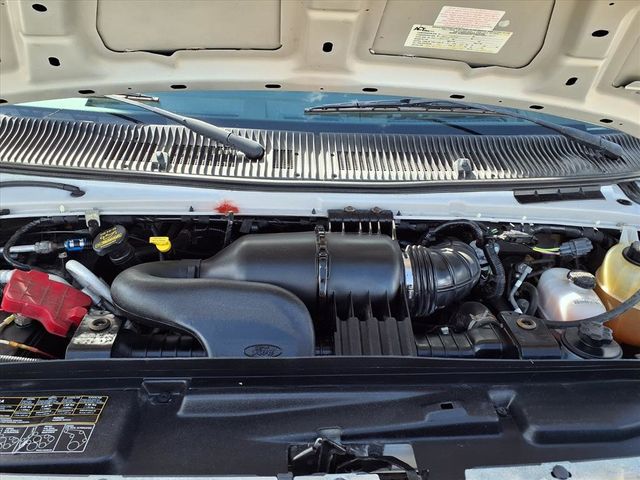 2013 Ford E350 15 Passenger Shuttle Bus w/Rear Closet - 22941438 - 31