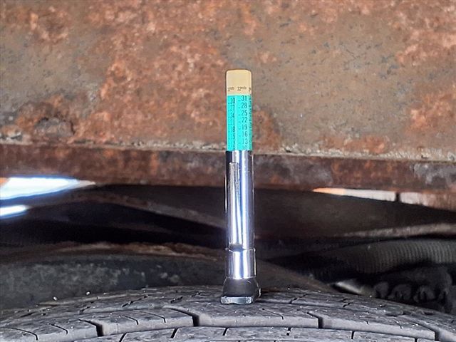 2013 Ford E350 15 Passenger Shuttle Bus w/Rear Closet - 22941438 - 44