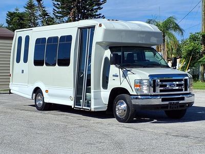 2013 Ford E350 14 Passenger Shuttle Bus