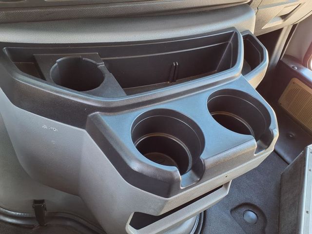 2013 Ford E350 14 Passenger Shuttle Bus w/WHeelchair - 22884537 - 28