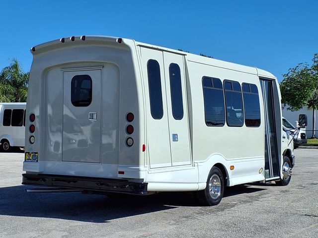 2013 Ford E350 14 Passenger Shuttle Bus w/WHeelchair - 22884537 - 3
